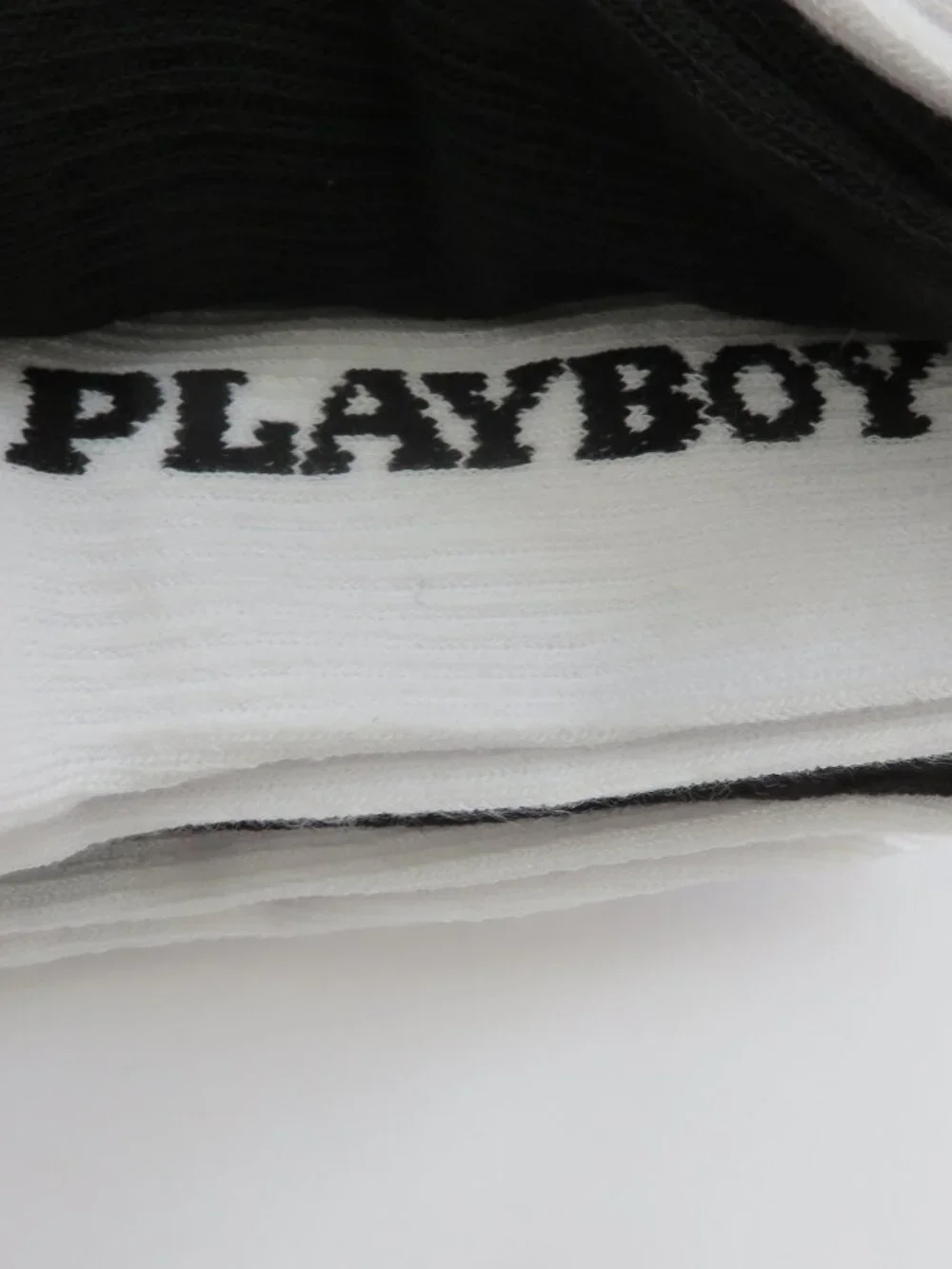 (#142) Playboy White n Black 5-PK Signature Logo Bunny Cushioned Crew Socks